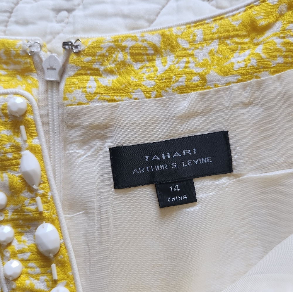 Tahari ASL Dress Size 14 Yellow Mod Embellished Beads Sleeveless Summer Work - Picture 4 of 11